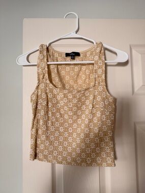 Lulu's Beige Floral Square-Neck Crop Tank